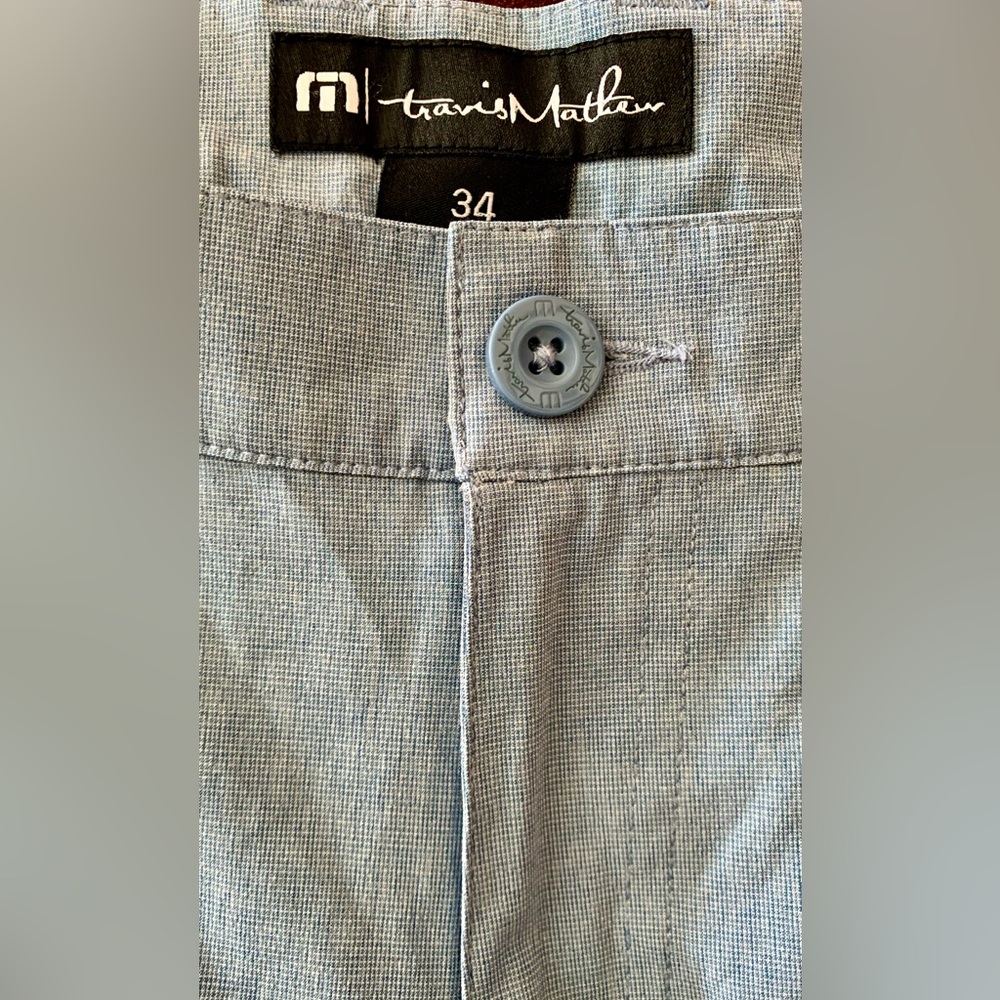 Travis Mathew Golf Shorts Size34
